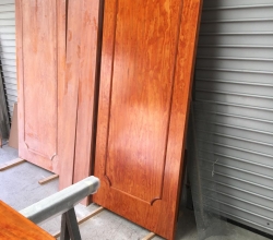 Fabricación de puertas de madera