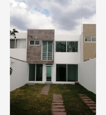 VENDO CASA SOLA EN CUAUTLA MORELOS