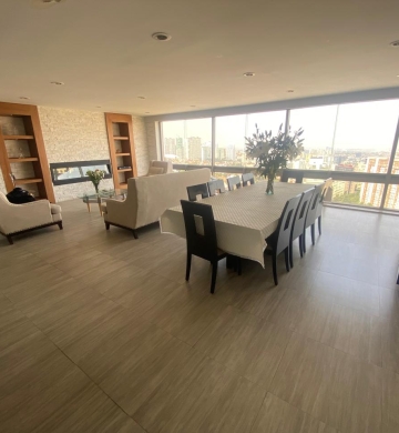 Hermoso Penthouse