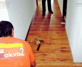 Asesorías Gratis en Pisos y Decoración, de Cuatro Acabados, 4akva2