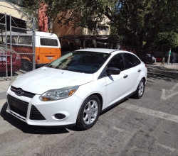 Ford Focus Blanco 2015
