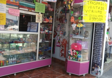 Venta de 2 Vitrinas