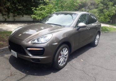 PORSCHE CAYENNE TURBO TIPTRONIC 2011