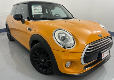 2018 Mini Cooper – Pepper