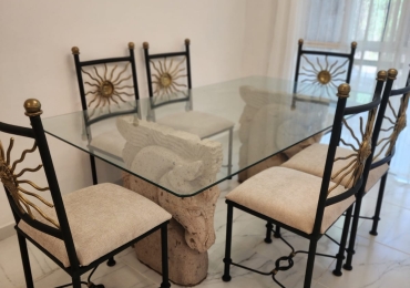 Vendo precioso comedor de cantera y herrería