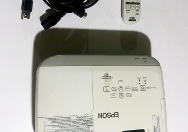 PROYECTOR EPSON PL S17