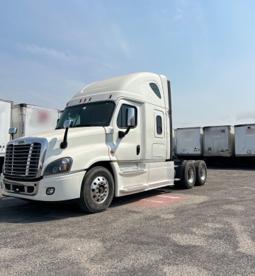 TRACTO FREIGHTLINER DETRO.DD15 2018