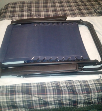 SILLA PLEGABLE CASI NUEVA