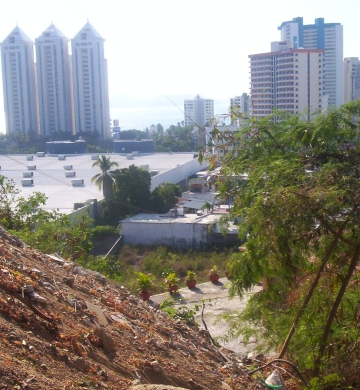 VENTA DE TERRENO EN ACAPULCO GRO., CERCA DE LA COSTERA
