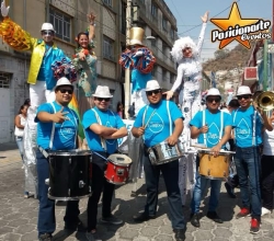 🎭🥁 GIGANTES DEL RITMO EN CARNAVAL