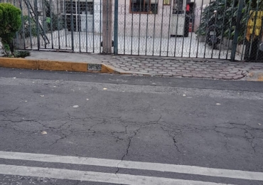 Casa cerca del metro Rosario