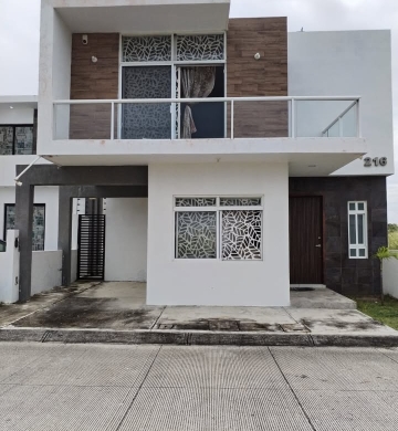 Casa en Venta / Renta en la Riviera Veracruzana, Alvarado, Ver. Amueblada, sin muebles