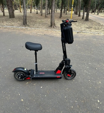 Se vende Scooter Eléctrico C1 de Honey Whale