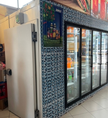 CAMARA DE REFRIGERACION 10 PUERTAS SEMINUEVA