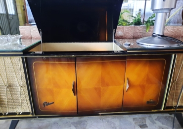 CONSOLA TELEFUNKEN PALERMO