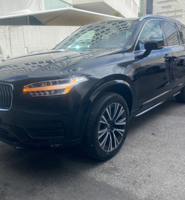 Volvo XC90 2.0 T6 Momentum AWD – 7 Pasajeros – 2022