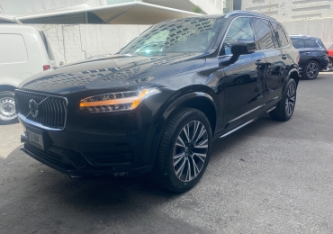 Volvo XC90 2.0 T6 Momentum AWD – 7 Pasajeros – 2022