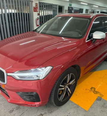 Volvo XC60 2.0 T6 R-design AWD