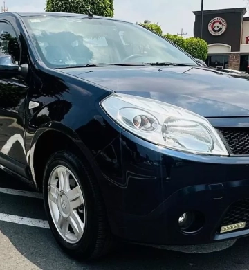 2011 Renault Sandero Dynamique Automatico De Lujo