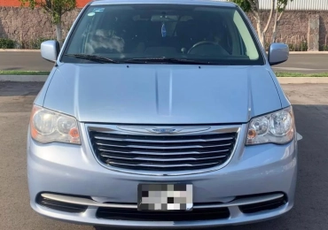 2013 Chrysler Town & Country 3.6 Li Mt