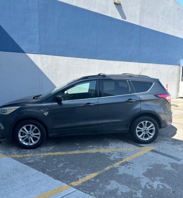 ¡Oportunidad! Carro fronterizo en excelente estado – Ideal para uso local