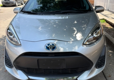 TOYOTA PRIUS C 2021