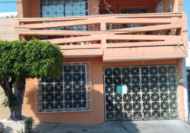 *Se TRASPASA espaciosa y bonita casa en las Brisas, Ver.  $ 380 mil*