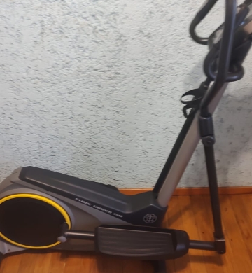 Eliptica Gold’s Gym Stride Trainer 350i Compacta Y   Funcional Entrenamiento