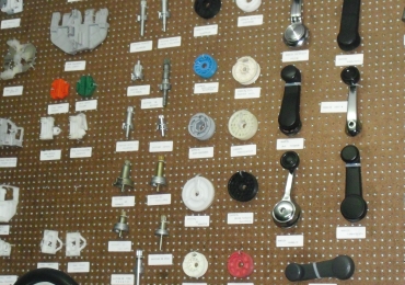 REPARACIÓN DE ELEVADORES Y CHAPAS AUTOMOTRICES , MANUALES Y ELÉCTRICAS.