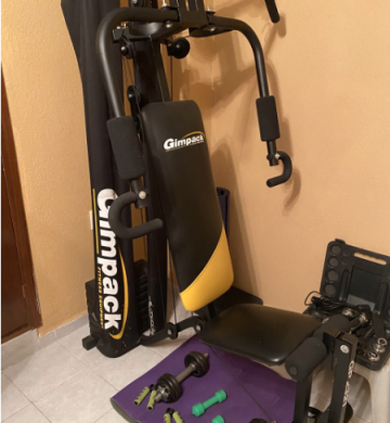 Máquina de ejercicio multifuncional