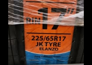 Juego de llantas JK Tyre Elanzo 225/65R17 seminuevasllantas seminuevas  llantas 225/65R17  llantas Tornel  llantas JK Tyre  llantas para camioneta  llantas usadas en buen estado  llantas SUV