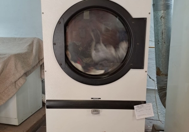 Secadora industrial para lavandería o tintorería marca WASCOMAT –  Gas