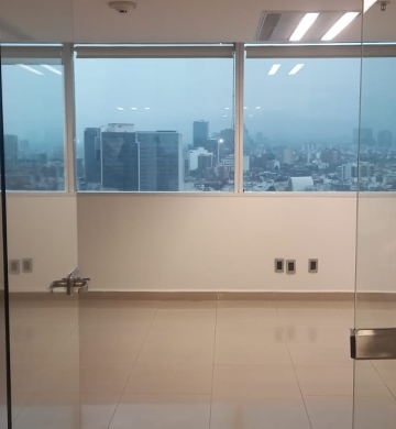 WTC OFICINA EN RENTA LINDA AMPLIA Y FUNCIONAL