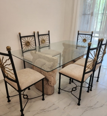 Vendo precioso comedor de cantera y herrería
