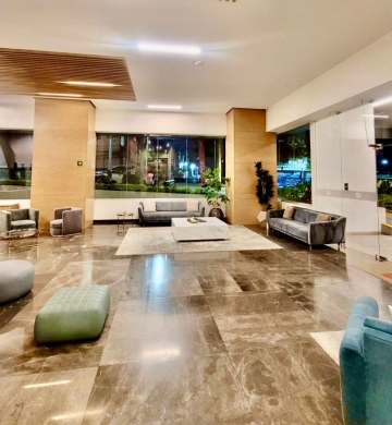 MODERNO DEPARTAMENTO EN VENTA EN SAN PEDRO DE LOS PINOS! VISTA PANORÁMICA, 2 ESTACIONAMIENTOS Y AMENIDADES DE LUJO.