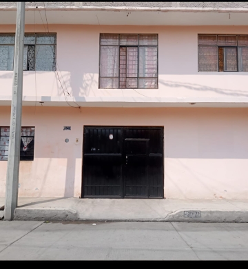 AMPLIA CASA DE 6 RECAMARAS , 2 NIVELES, 2 BAÑOS COMPLETOS, 2 ESTACIONAMIENTOS