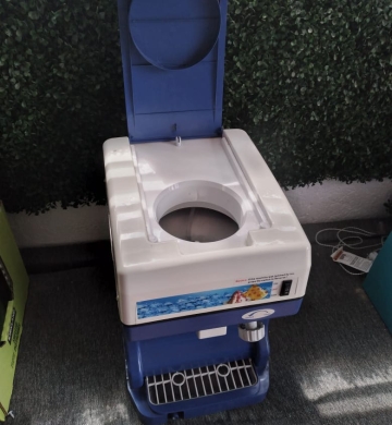 Vendo Trituradora eléctrica de hielo afeitado