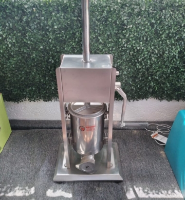 Vendo máquina manual de churros 3L acero inoxidable