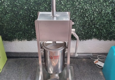 Vendo máquina manual de churros 3L acero inoxidable