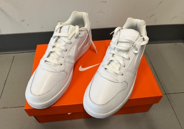 Tenis Ebernon Low Blancos Nike No. 29