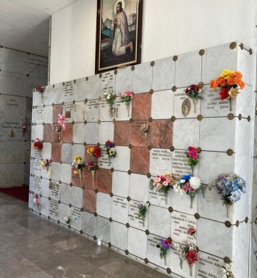 Cripta en perpetuidad en Mausoleos del Ángel