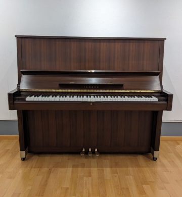 PIANO YAMAHA Modelo U5-D5