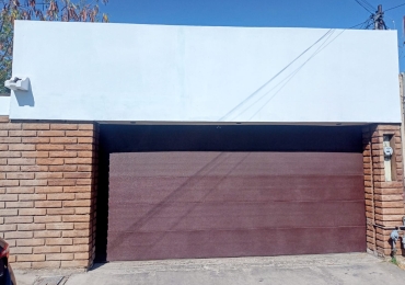PRECIOSA CASA EN VENTA 🏠CON EXCELENTE UBICACION, BIEN EQUIPADA Y CON OPORTUNIDAD DE NEGOCIO 💲💲 UBICADA EN INSURGENTES OESTE CERCA DE UABC