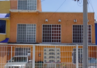 VENDO CASA SOLA DE 3 RECAMARAS