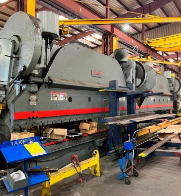 DOBLADORA CINCINNATI en Tandem 44’ x 1500 Ton EN VENTA