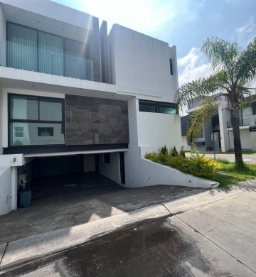 Casa en Venta Villa Verona Zapopan